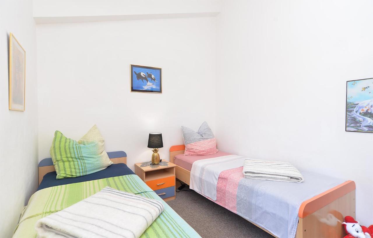 Apartments Anka 1223 Peroj Luaran gambar